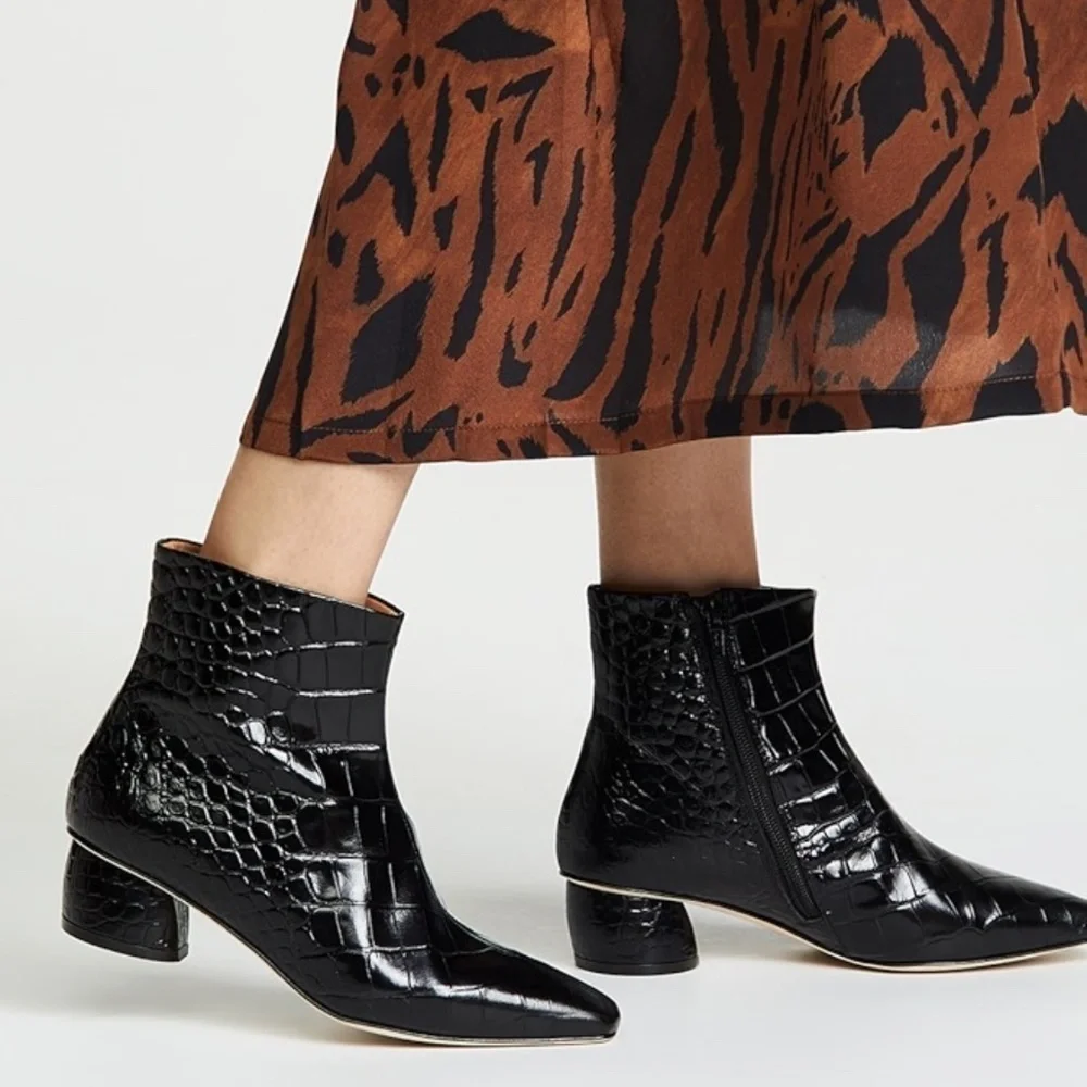 NEW LoQ Matea Crocodile Embossed Leather Ankle Boots Sz. 36 (US 5.5)